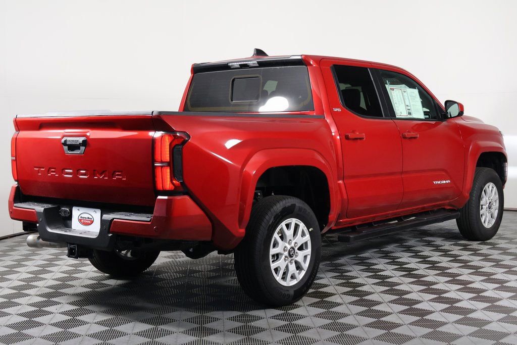 2025 Toyota Tacoma SR5 photo 4