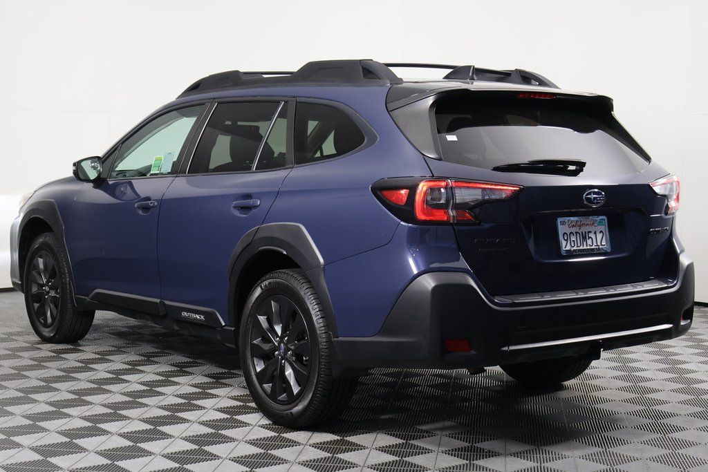 2023 Subaru Outback Onyx Edition photo 6