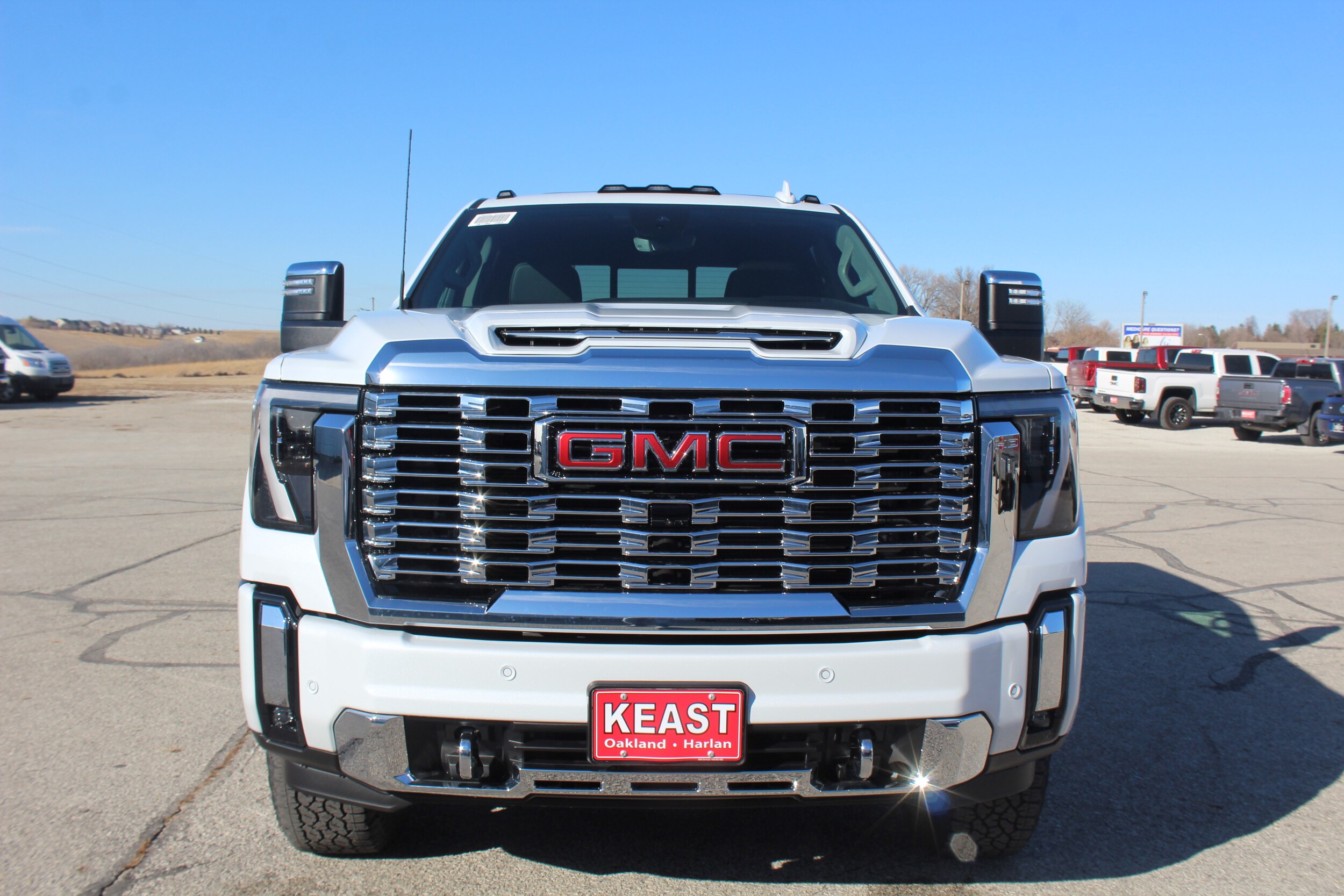 2026 GMC Sierra 2500HD Denali - Photo 8