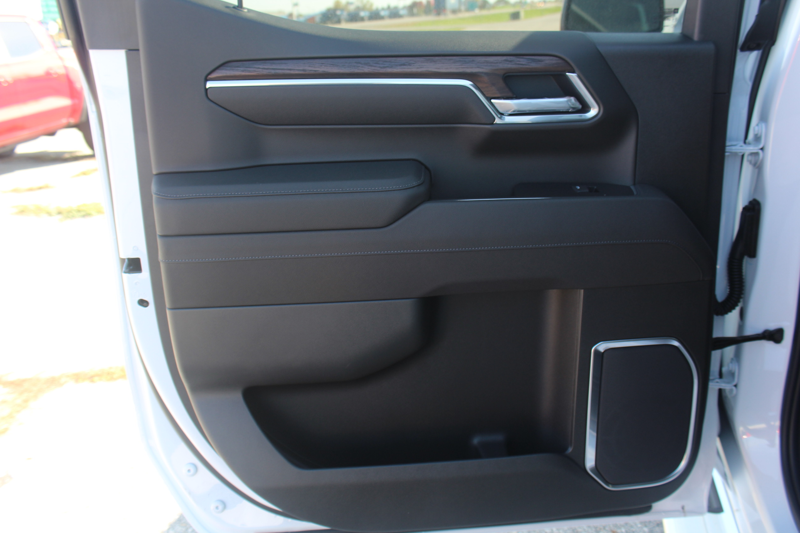 2026 GMC Sierra 1500 SLT - Photo 19