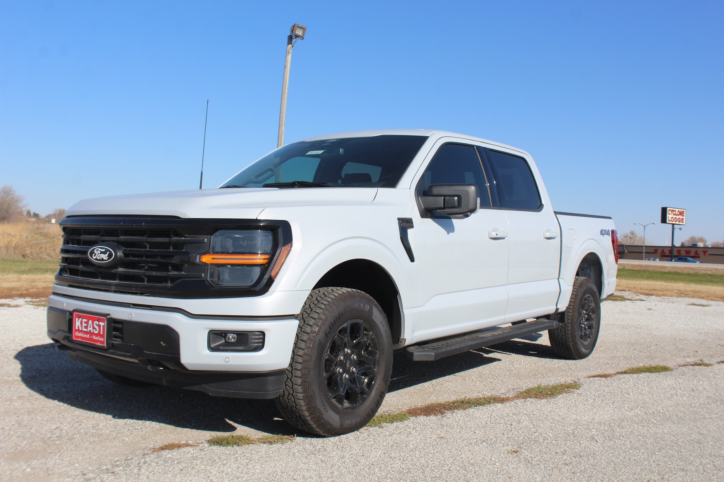 2025 Ford F-150 XLT's photo