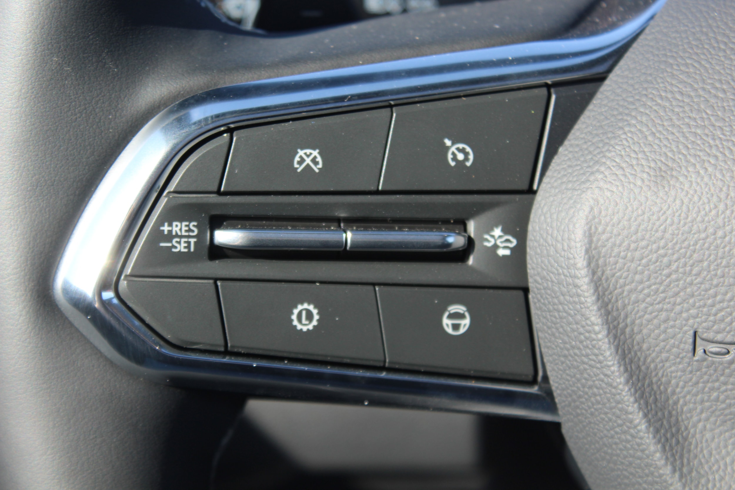 2026 Chevrolet Traverse Z71 - Photo 8