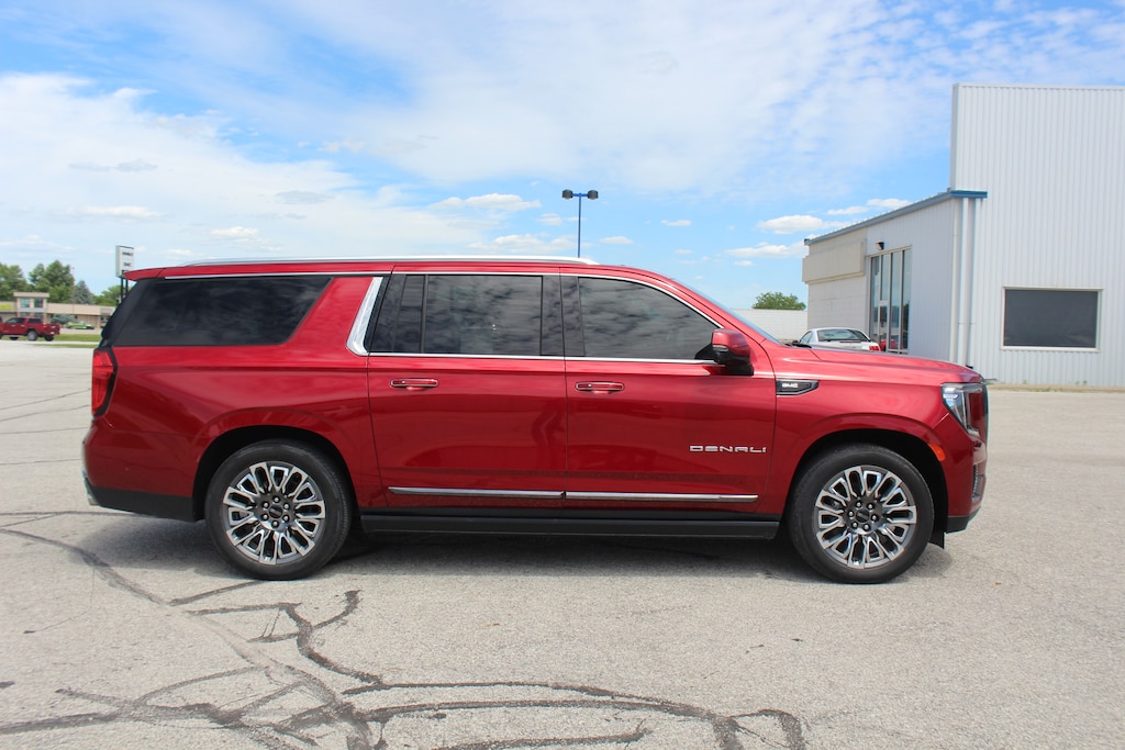 Used 2023 GMC Yukon XL Denali Ultimate SUV