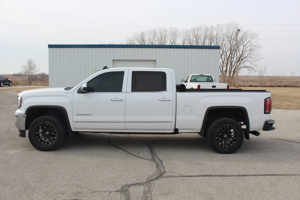 Used 2018 GMC Sierra 1500 SLT Truck