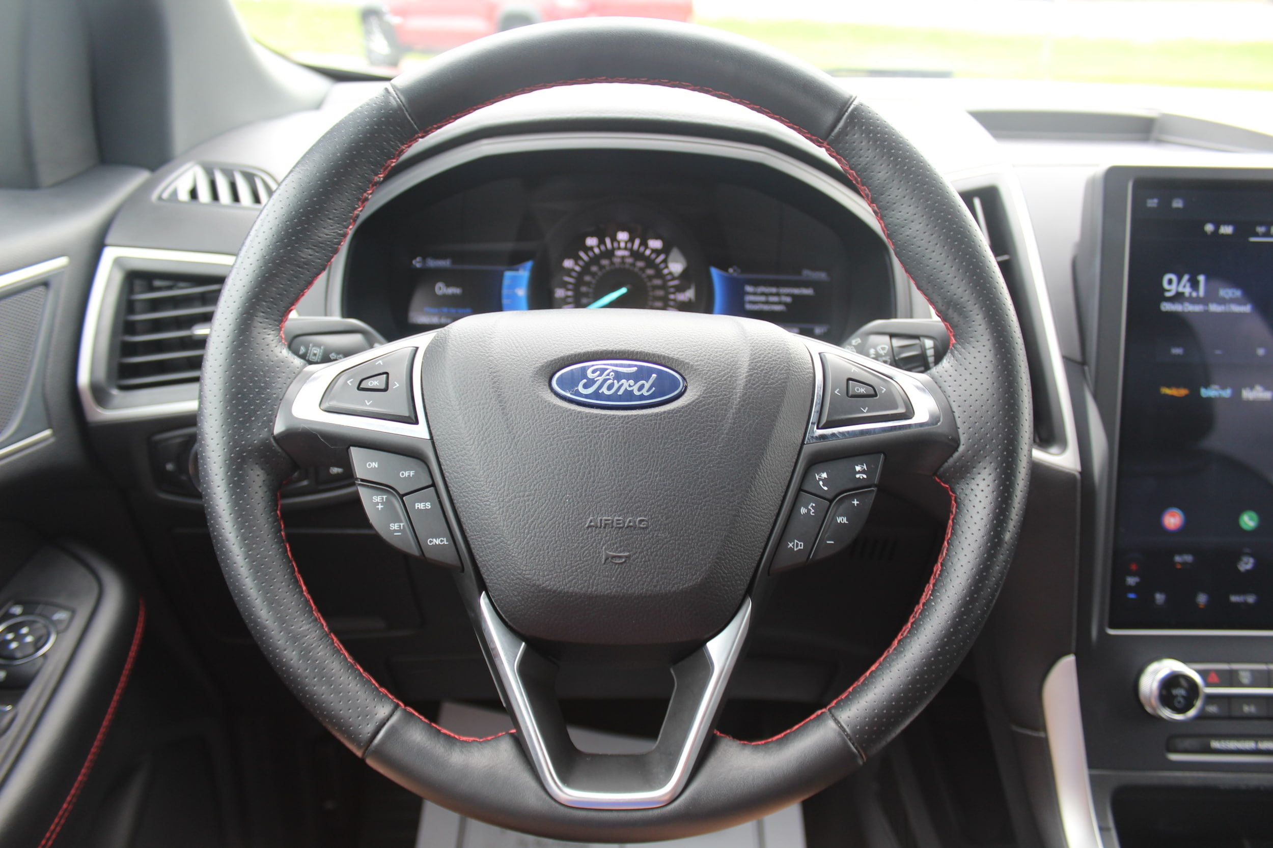 2024 Ford Edge ST-Line - Photo 9
