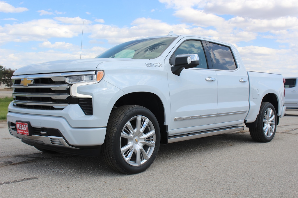 New 2026 Chevrolet Silverado 1500 High Country Truck