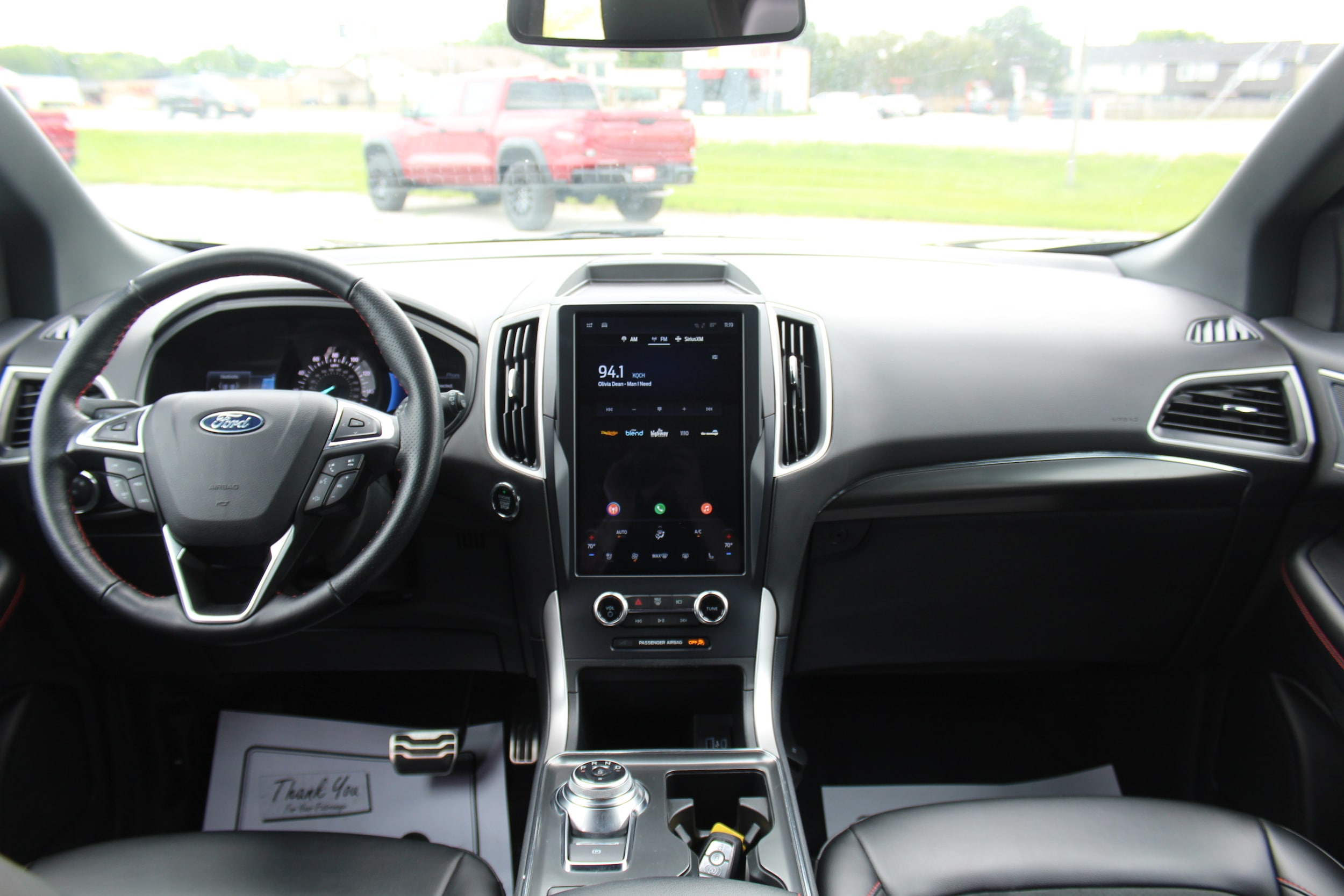 2024 Ford Edge ST-Line - Photo 19