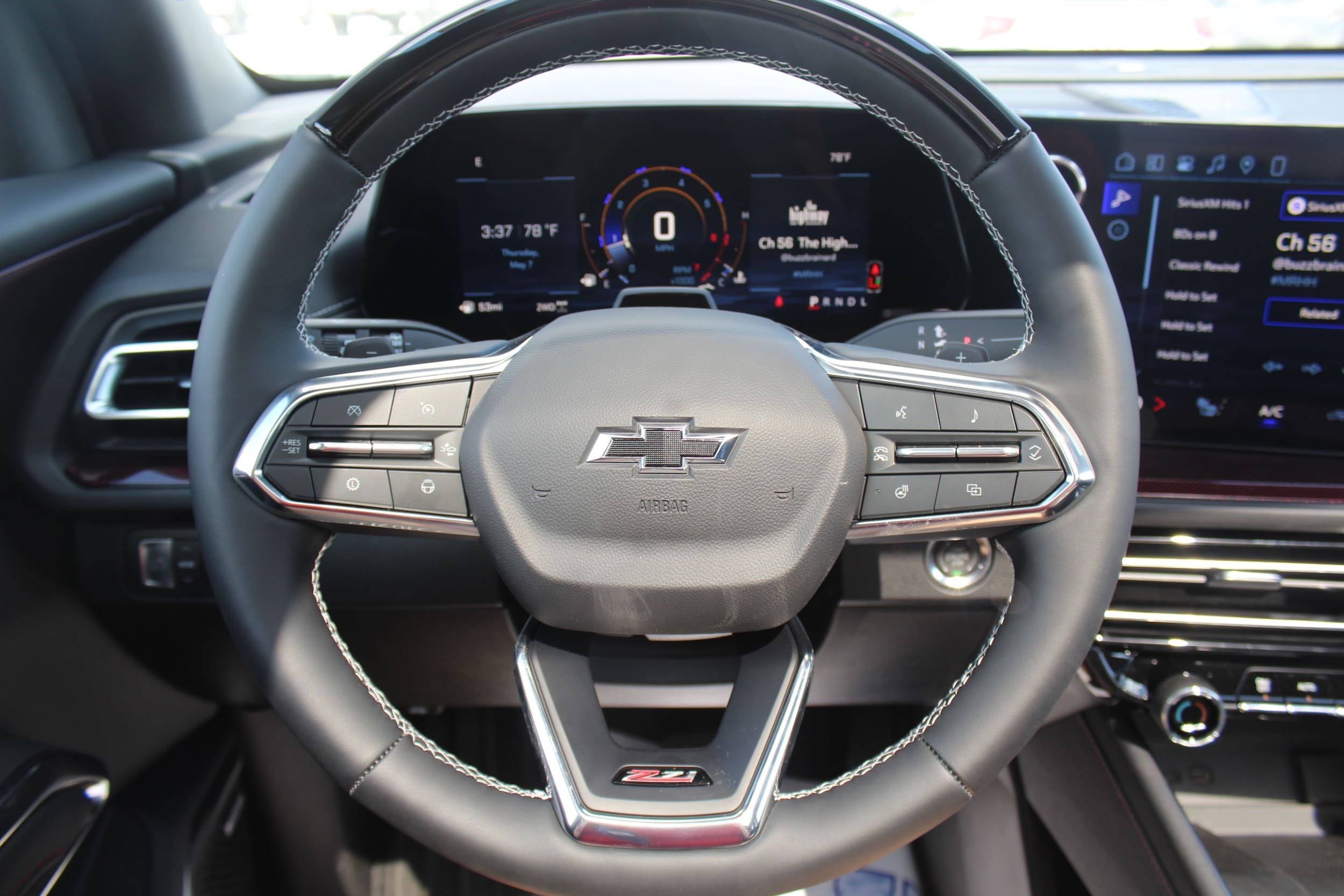 2026 Chevrolet Traverse Z71 - Photo 9