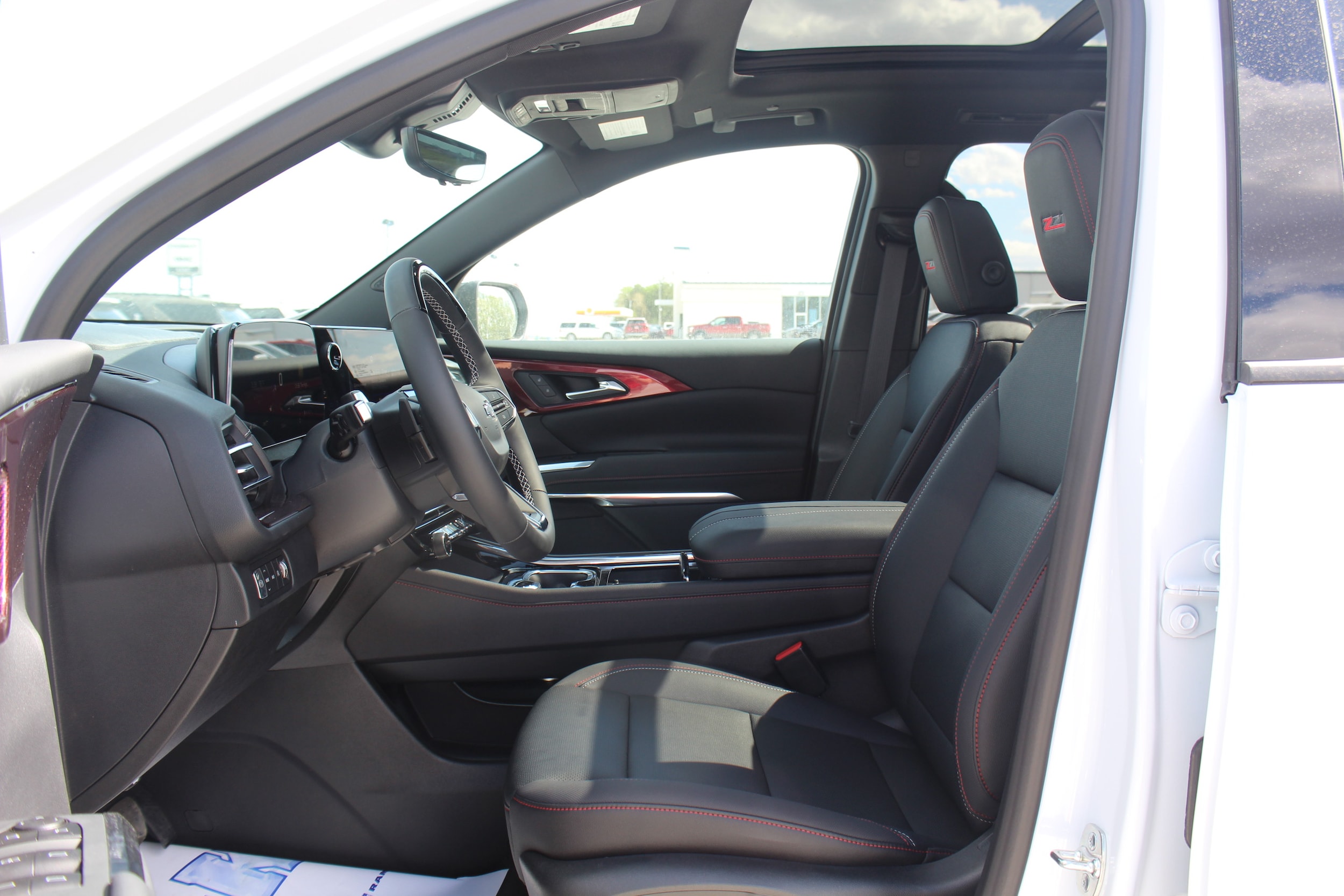 2026 Chevrolet Traverse Z71 - Photo 18
