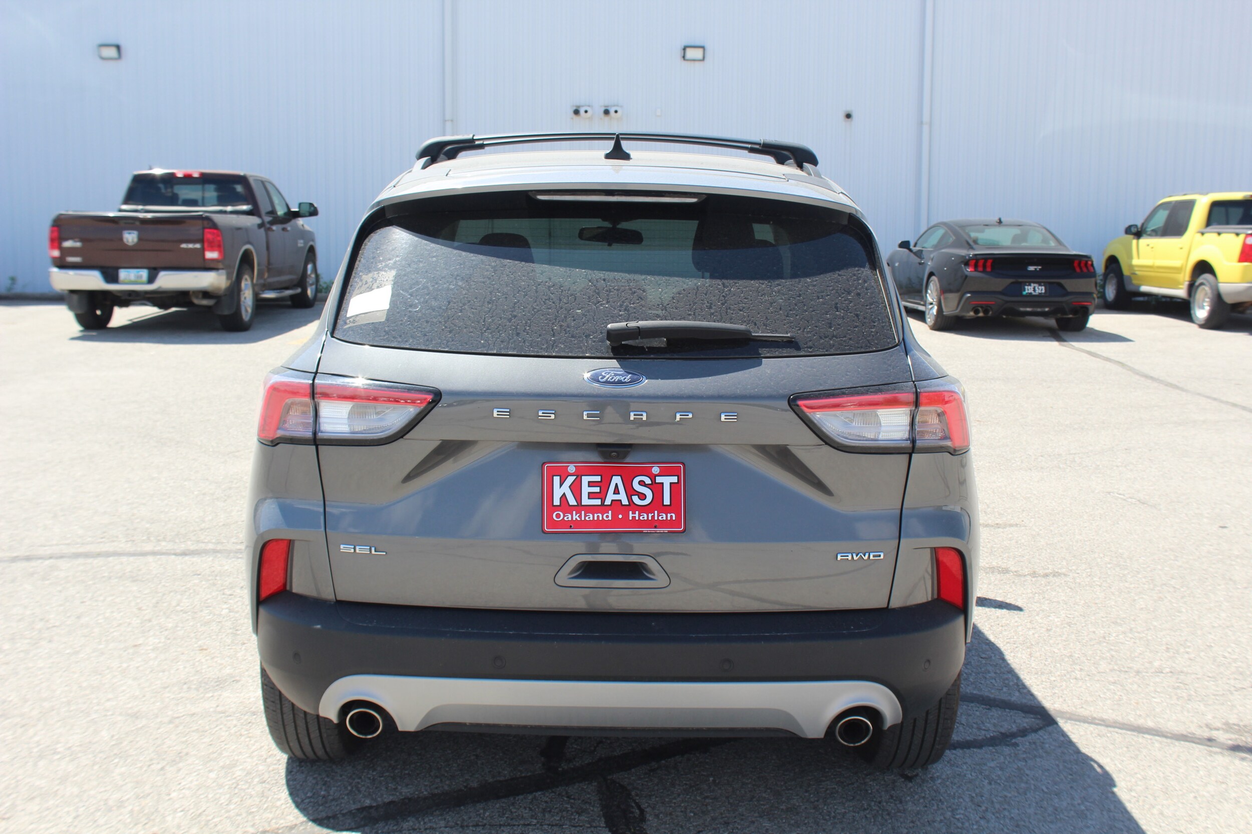 2022 Ford Escape SEL photo 3