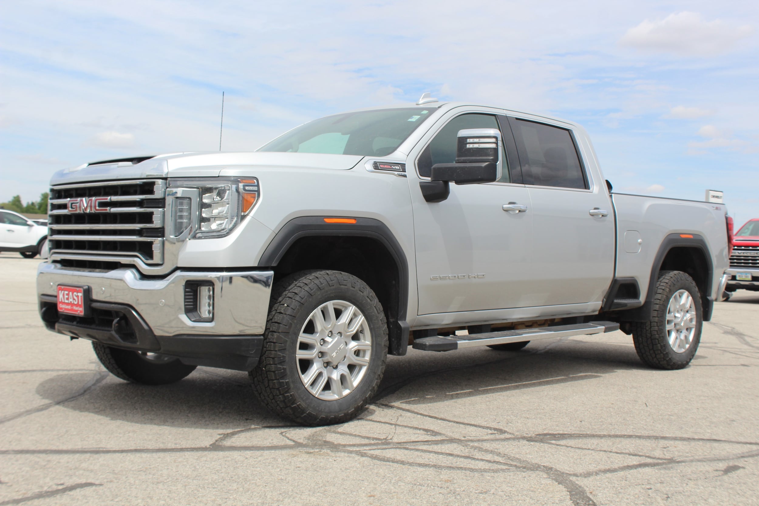 2020 GMC Sierra 4WD Crew Cab Standard Box SLT's photo