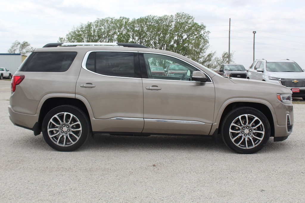 Used 2022 GMC Acadia Denali SUV