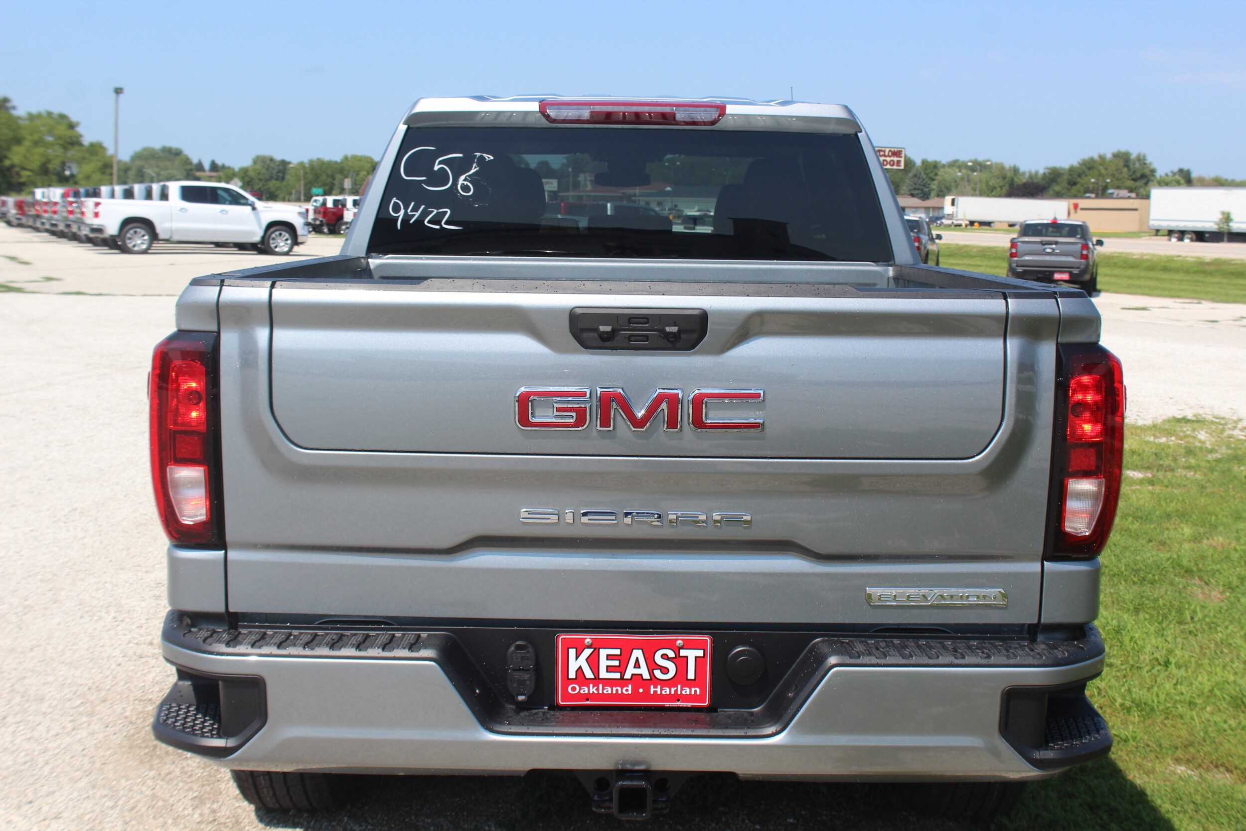 2026 Gmc Sierra 1500 Elevation photo 3