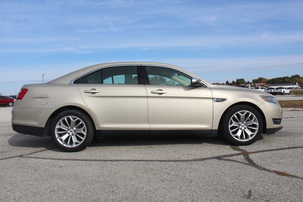 Used 2018 Ford Taurus Limited