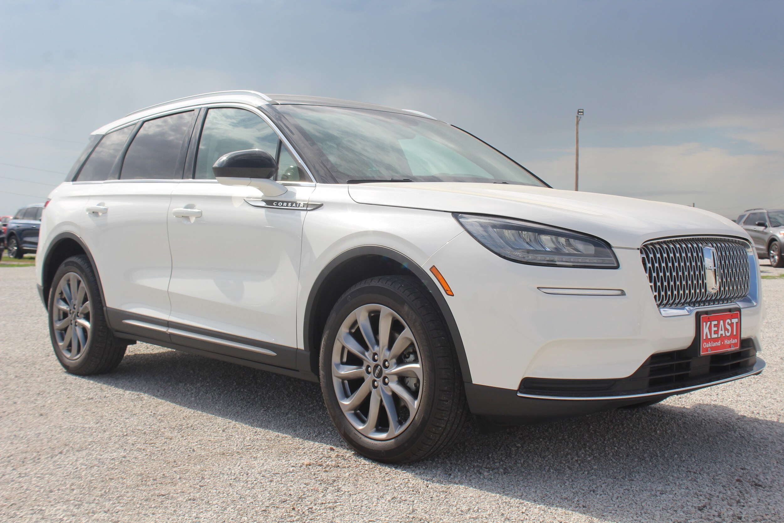 2022 Lincoln Corsair Standard photo 3