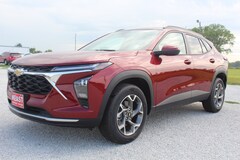 2025 Chevrolet Trax LT SUV