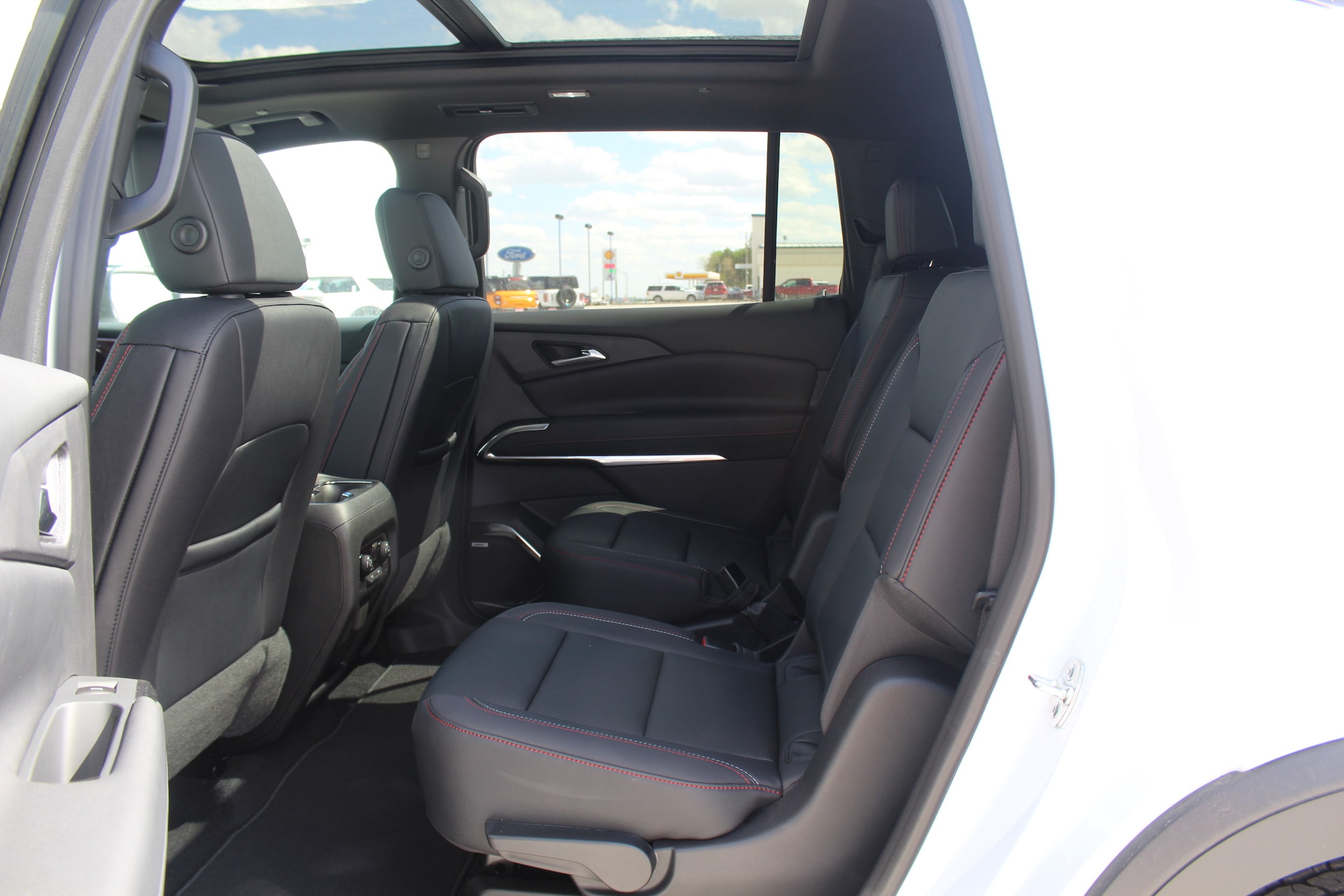 2026 Chevrolet Traverse Z71 - Photo 21