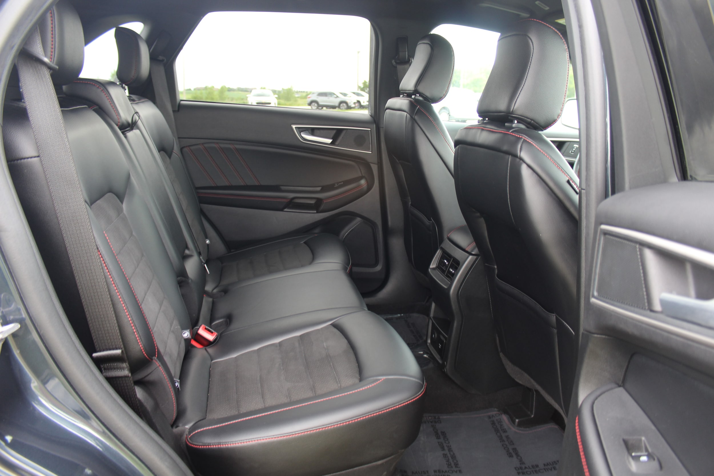 2024 Ford Edge ST-Line - Photo 24