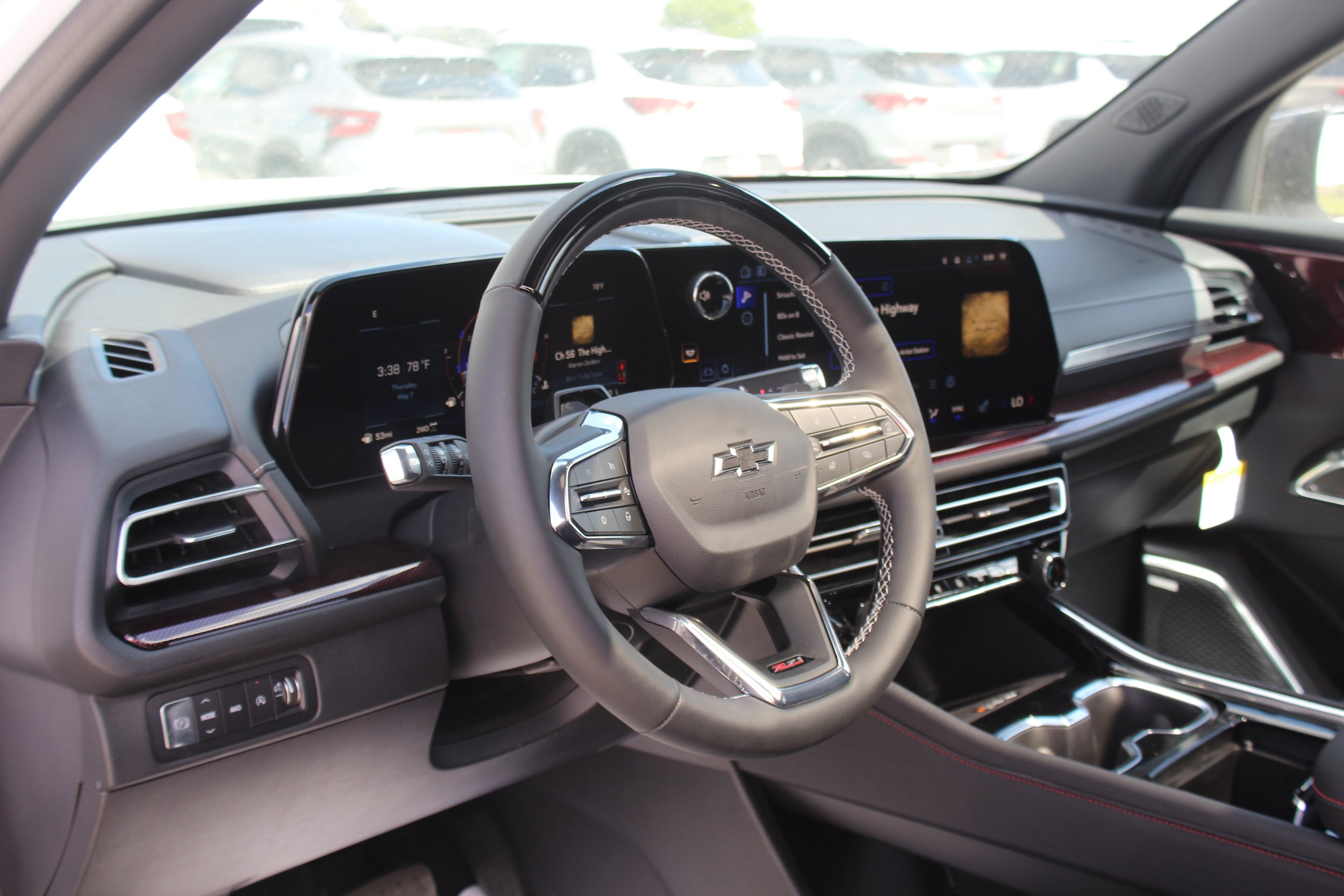 2026 Chevrolet Traverse Z71 - Photo 16