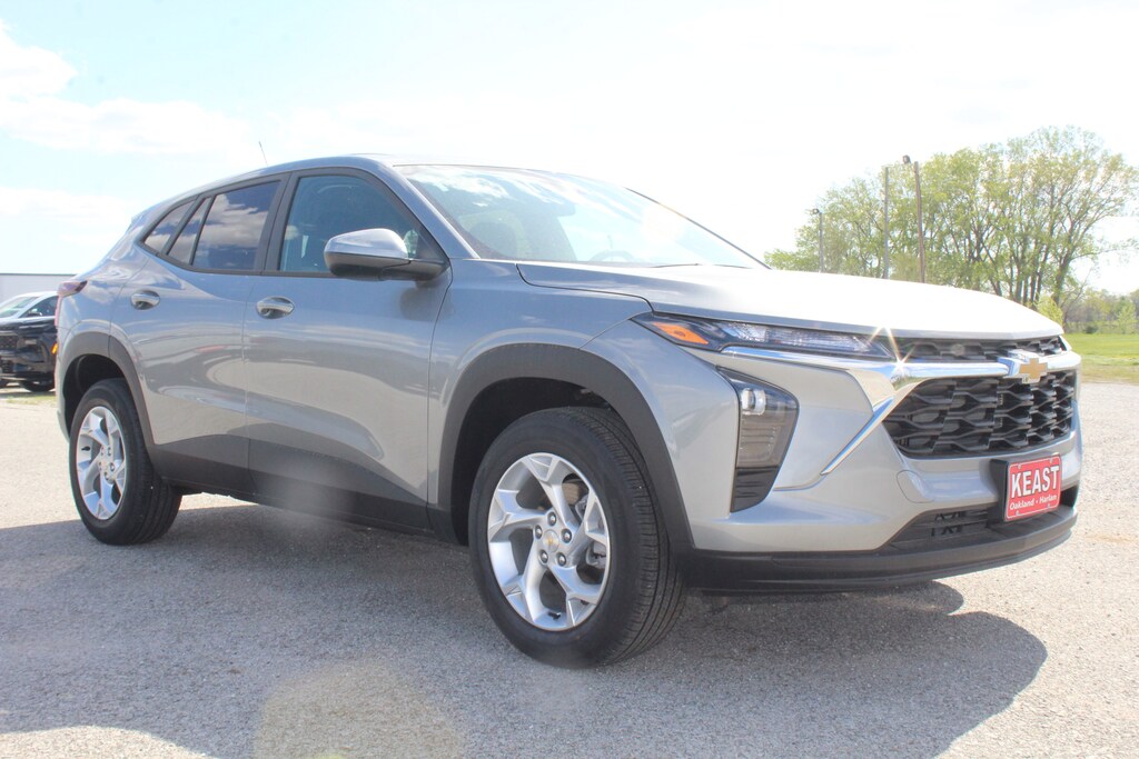 New 2026 Chevrolet Trax LS SUV