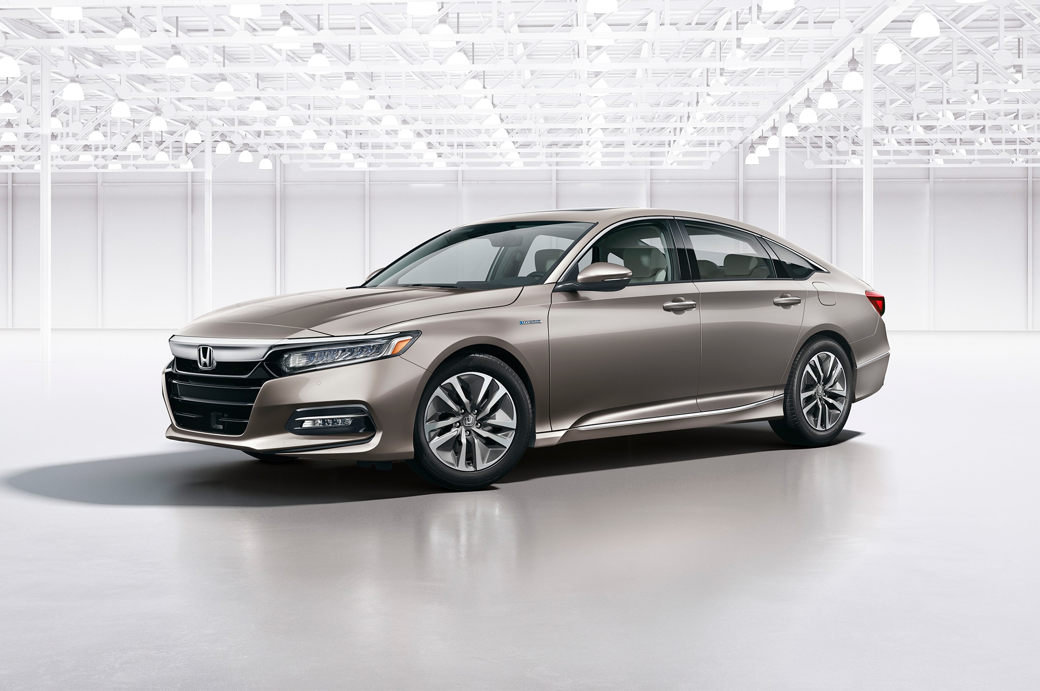 2018-Honda-Accord-Hybrid-front-three-quarter.jpg