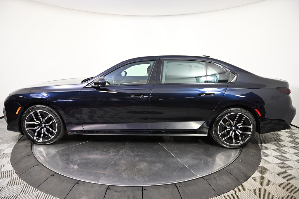 Certified 2024 BMW 740i xDrive Sedan