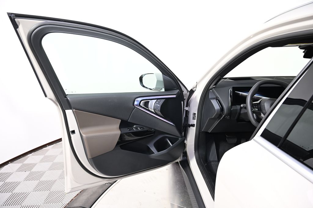 2026 BMW X3 30 - Photo 21