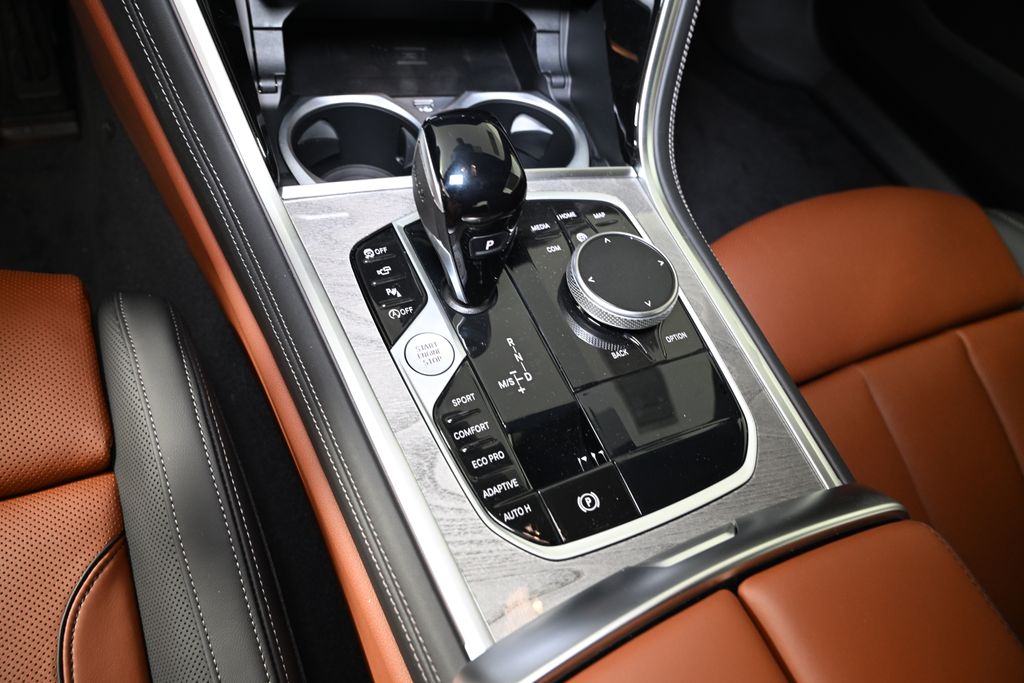 2026 BMW 8 Series 840i - Photo 19