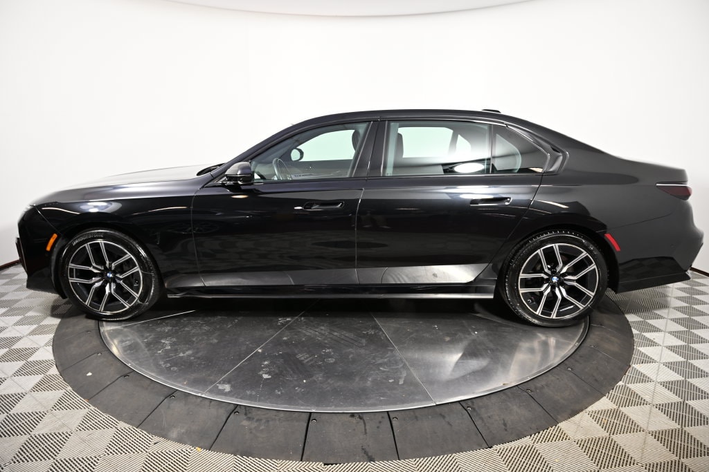 Certified 2024 BMW 740i xDrive Sedan