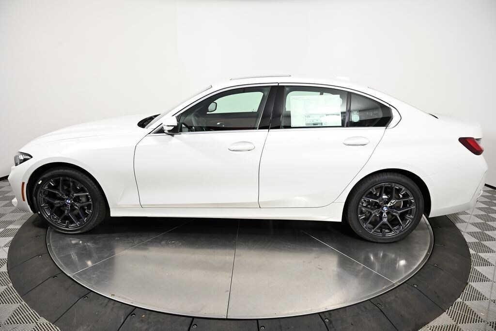 New 2026 BMW 330i xDrive Sedan