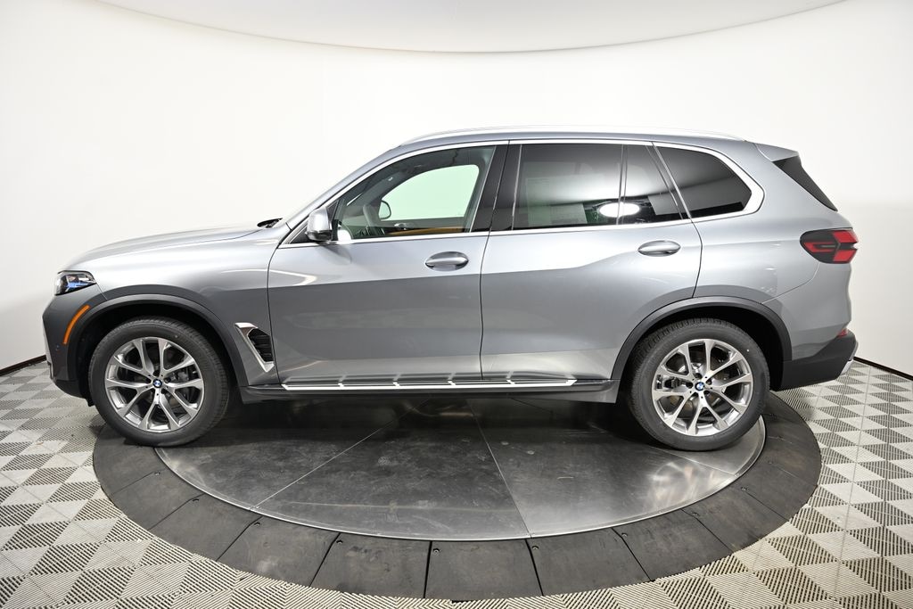 New 2026 BMW X5 xDrive40i SUV