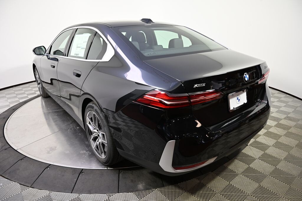 New 2027 BMW 530i xDrive Sedan