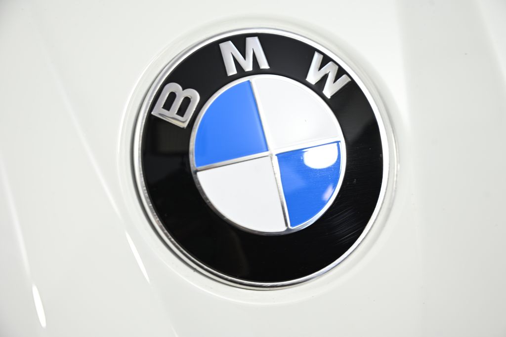 2026 BMW X3 30 - Photo 13