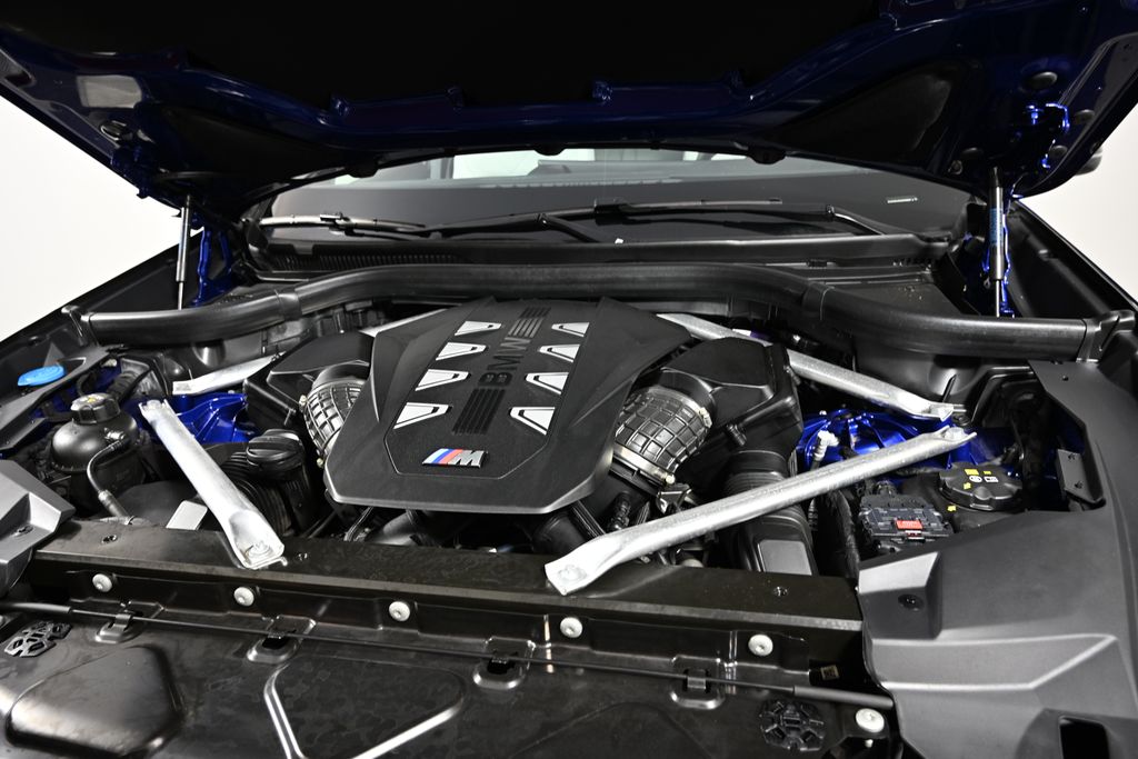 2025 BMW X5 M60i - Photo 28