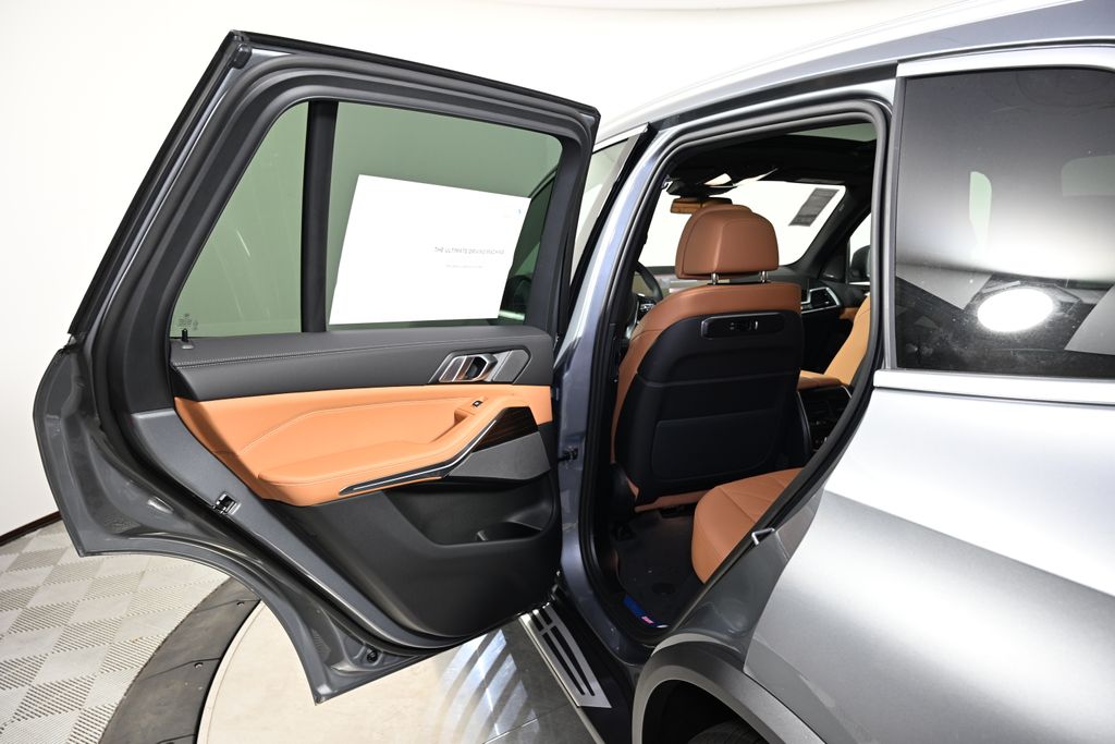 2026 BMW X5 40i - Photo 23