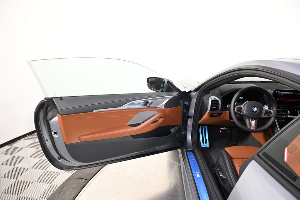 2026 BMW 8 Series 840i - Photo 20