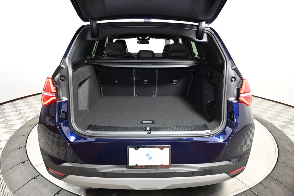 2026 BMW X3 30 - Photo 10