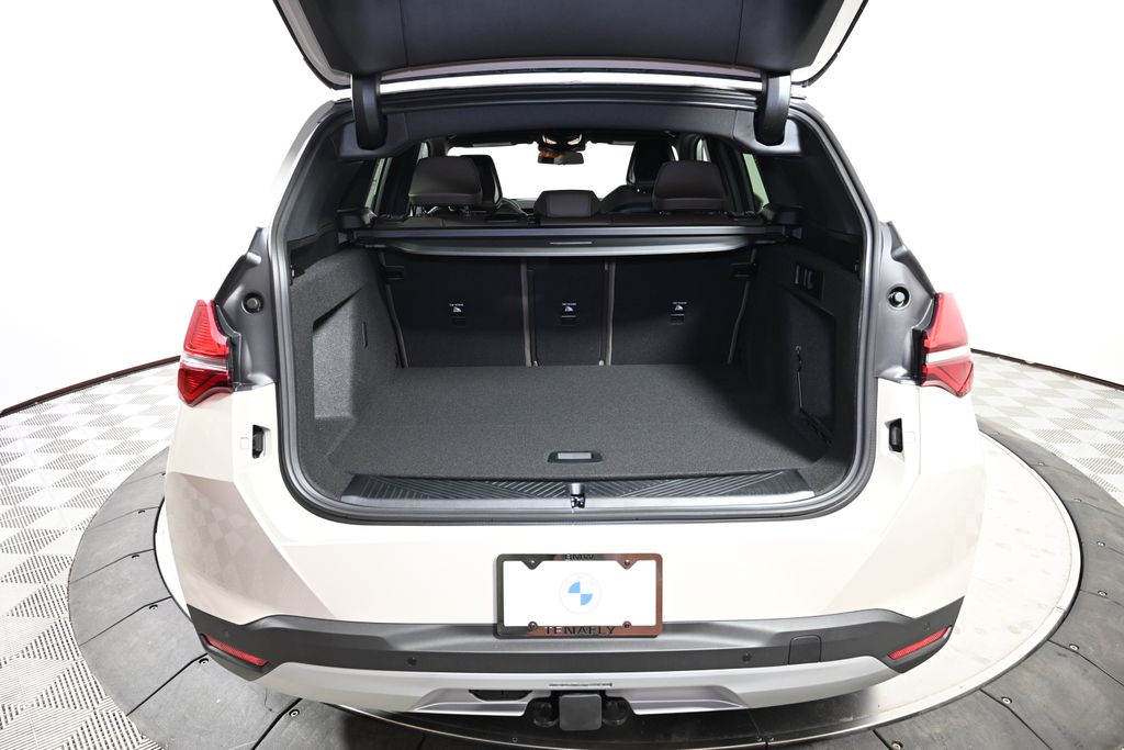 2026 BMW X3 30 - Photo 10