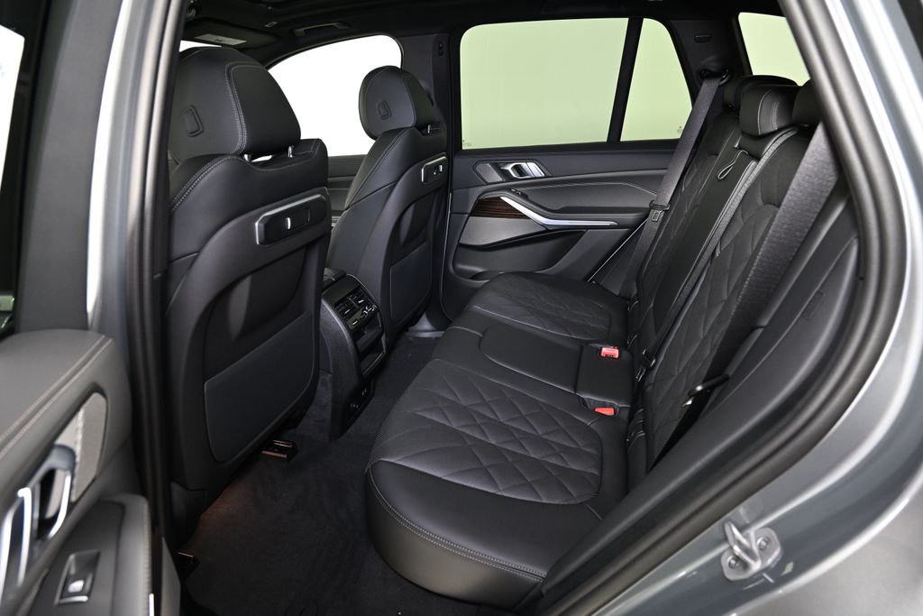 2026 BMW X5 40i - Photo 24