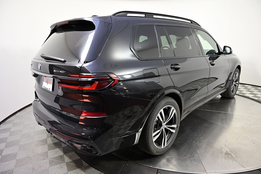 New 2027 BMW X7 xDrive40i SUV