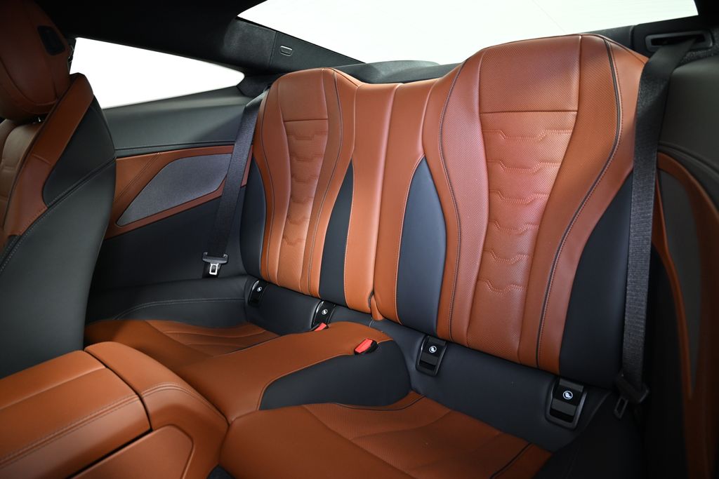 2026 BMW 8 Series 840i - Photo 22
