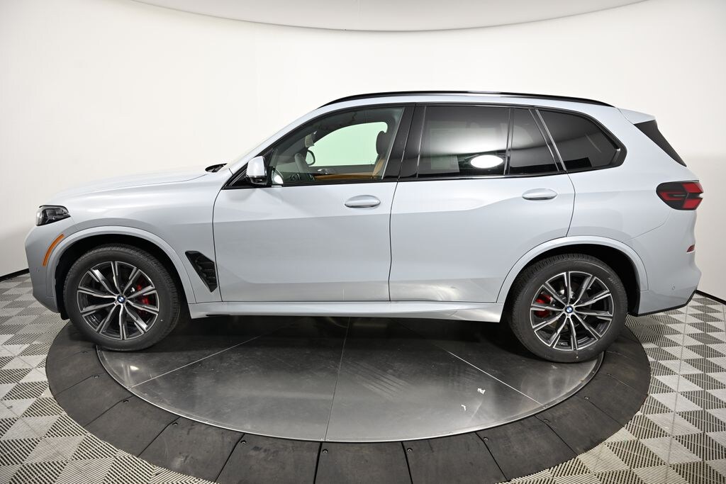 New 2026 BMW X5 xDrive40i SUV
