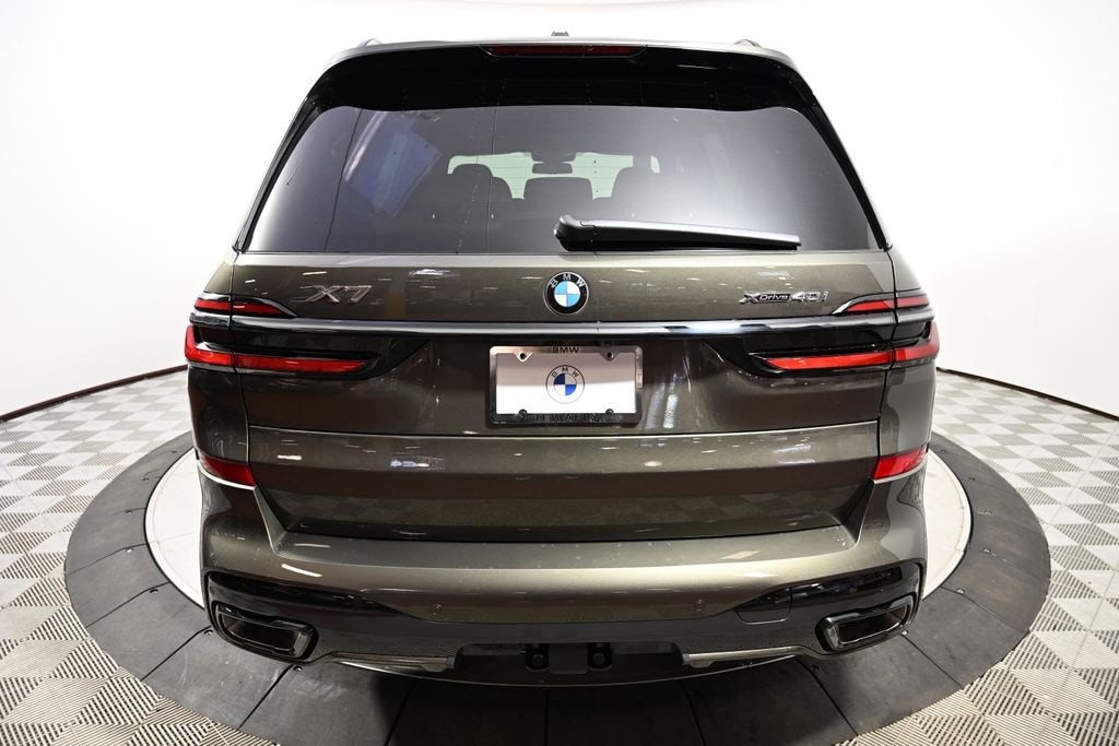 New 2027 BMW X7 xDrive40i SUV