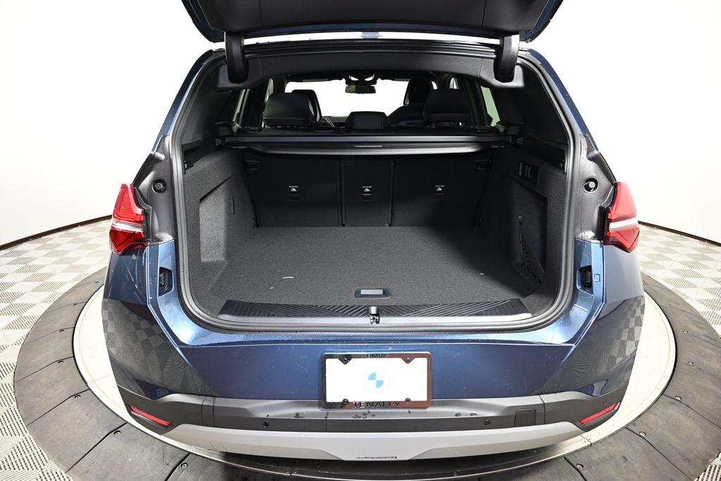 2026 BMW X3 30 - Photo 10