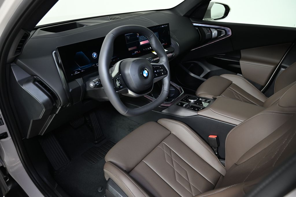 2026 BMW X3 30 - Photo 15