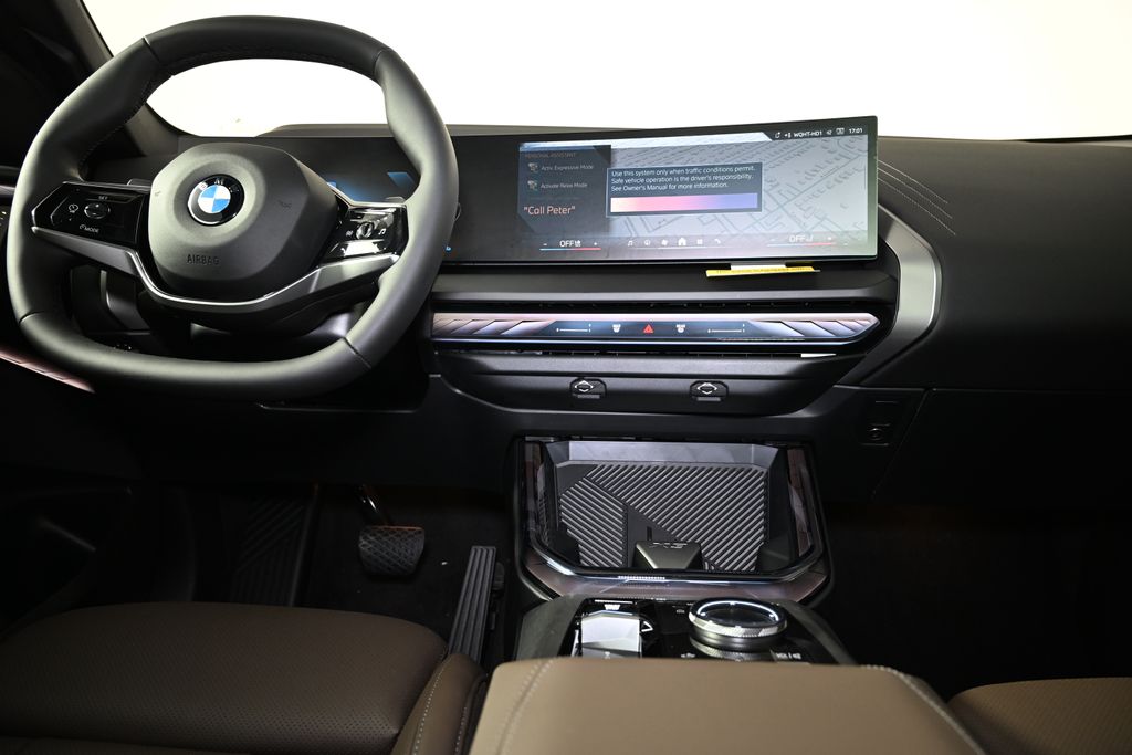 2026 BMW X3 30 - Photo 16