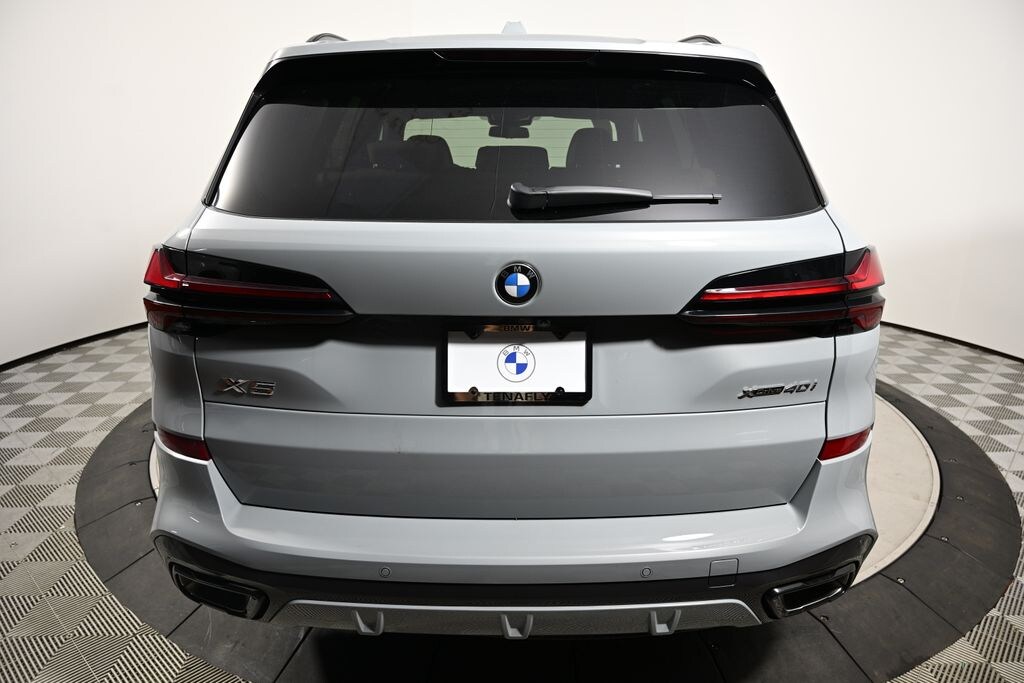 New 2026 BMW X5 xDrive40i SUV