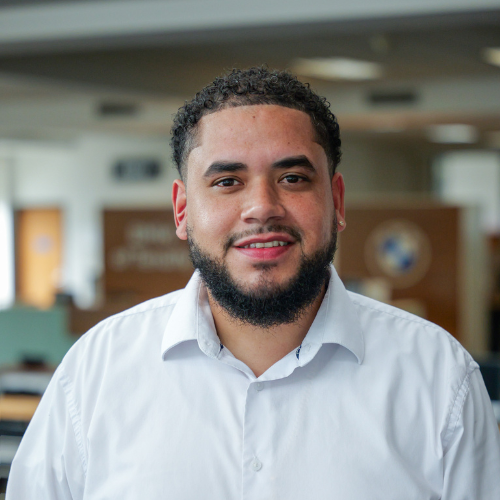 Staff member Jose Lopez from ID_004237