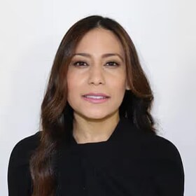 Staff member Caroline Cavallo from ID_004237