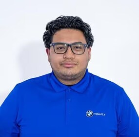 Staff member Haxner Castro from ID_5d6a62